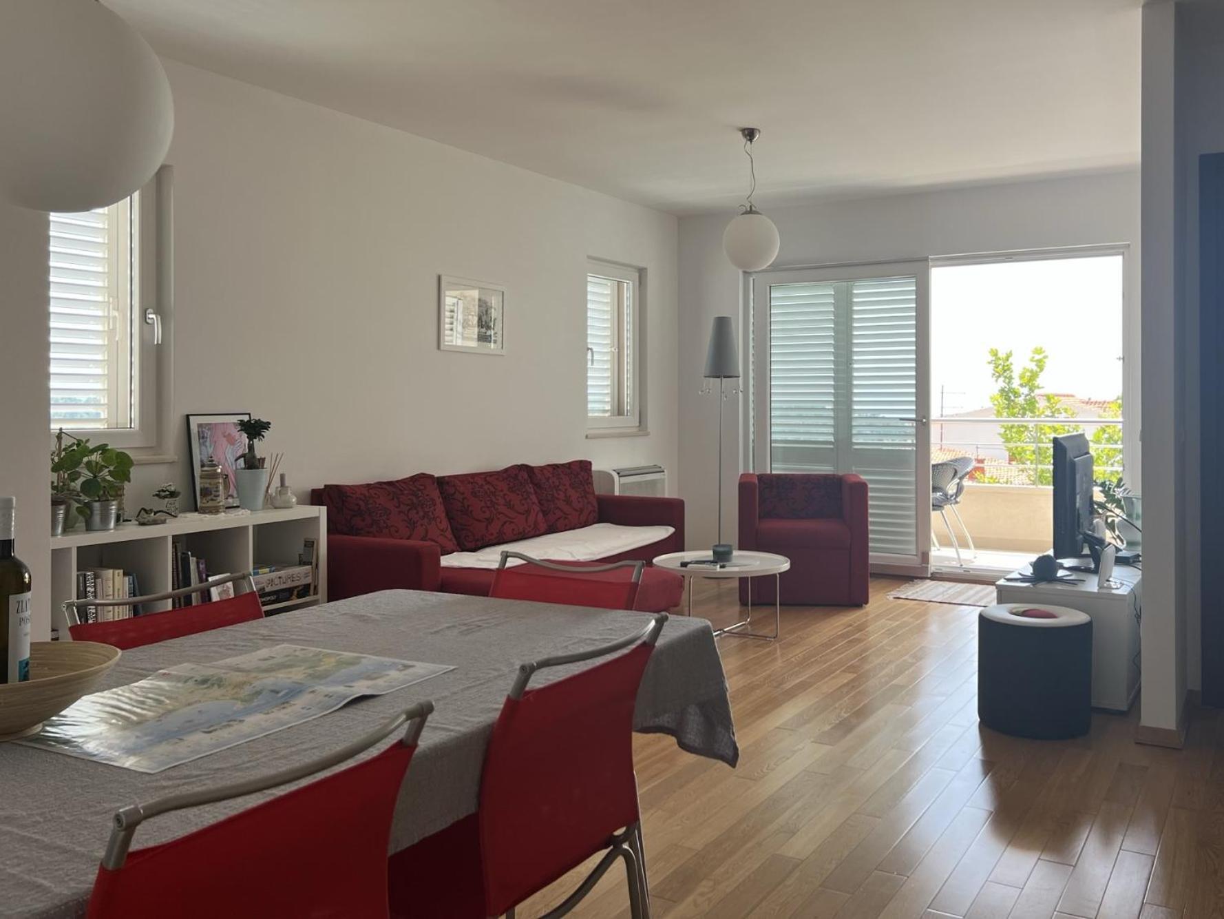 Apartment Lucija - Cozy Flat In The City Center With A Sea View & Parking Makarska Extérieur photo